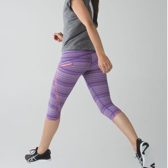 Lululemon Run Top Speed Crop Leggings EUC - Picture 4 of 11